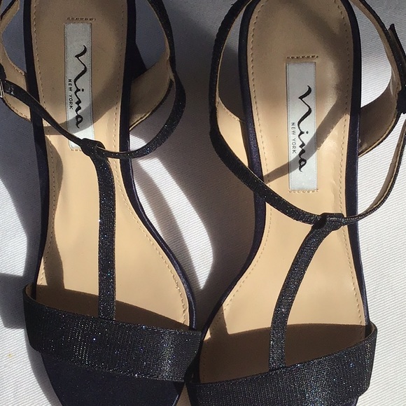 Nina, Scout - delicate T strap shimmer navy heels - Picture 5 of 6